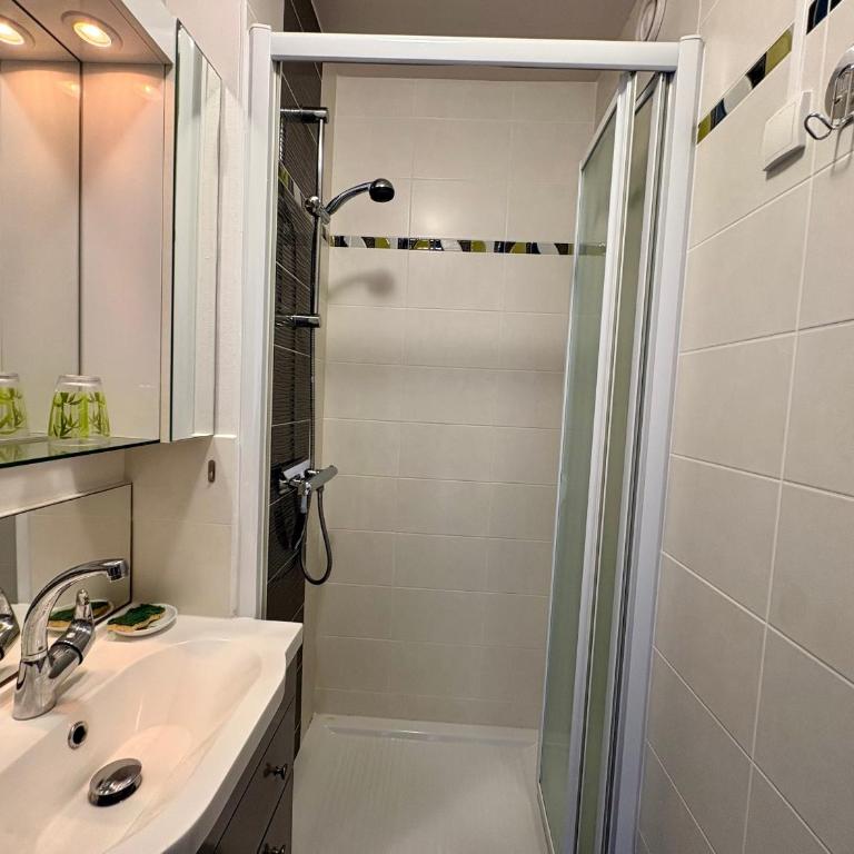Appartement cosy pour 4 à 50m de la plage à St Hilaire - FR-1-323-448 - Apartment - 13