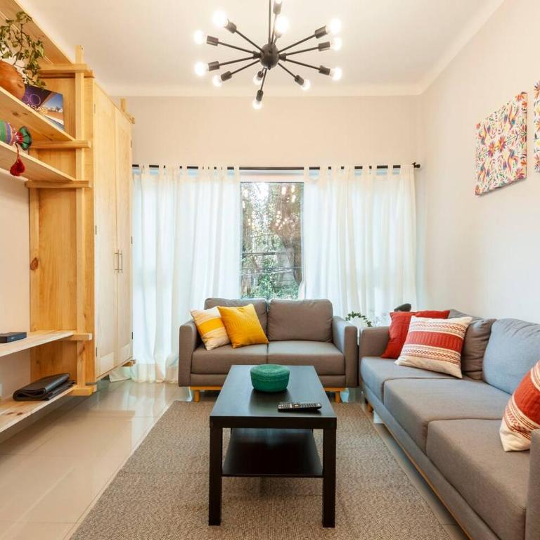 Condesa Spacious 3BR with 3 King Beds Expert Host - Apartment - 8