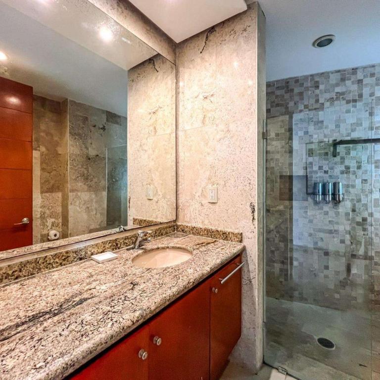 Isla Condo 403 Oceanfront Puerta al Mar in Sac Bajo - Apartment with Sea View - 16