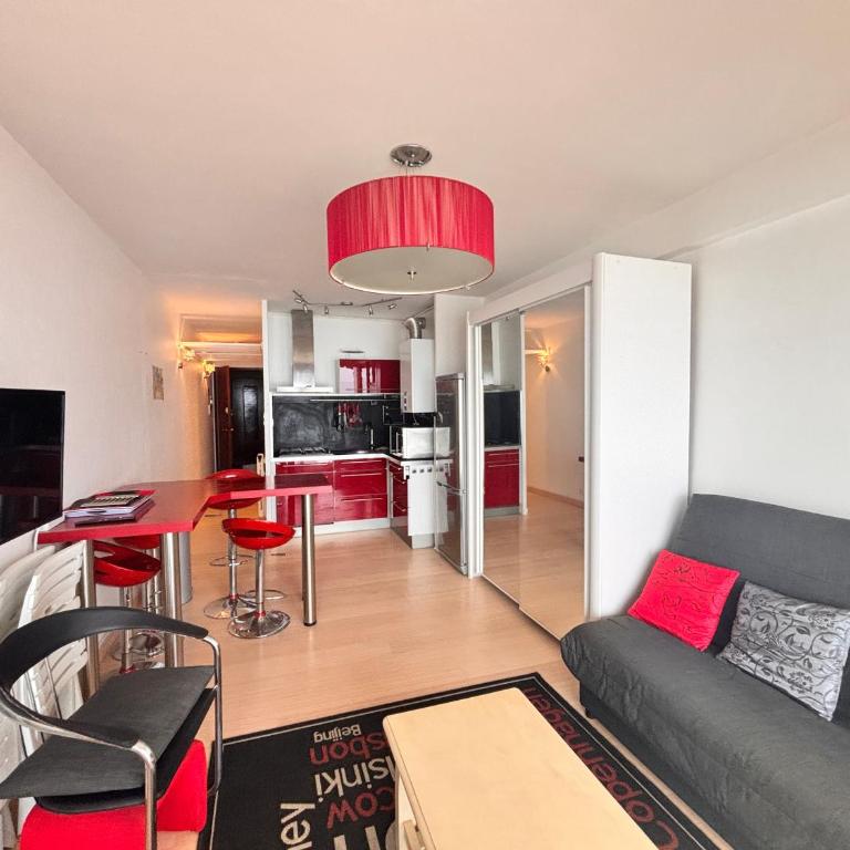 Studio face mer avec balcon, proche commerces et plage - FR-1-197-164 - Studio - 18