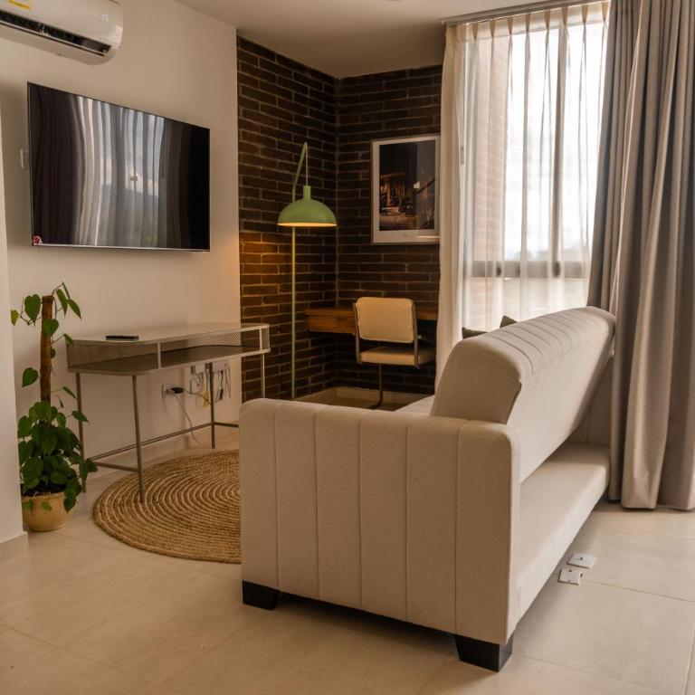 Cerritos Premium Tower & Mall - Suite Apartment - 3