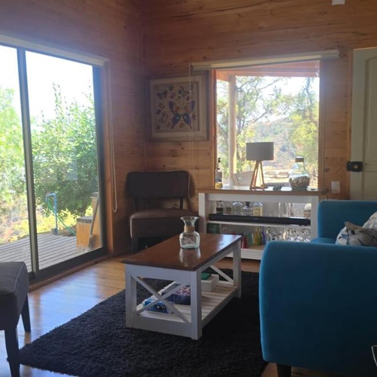 Romantic Getaway Peace and a Unique View - One-Bedroom House - 6