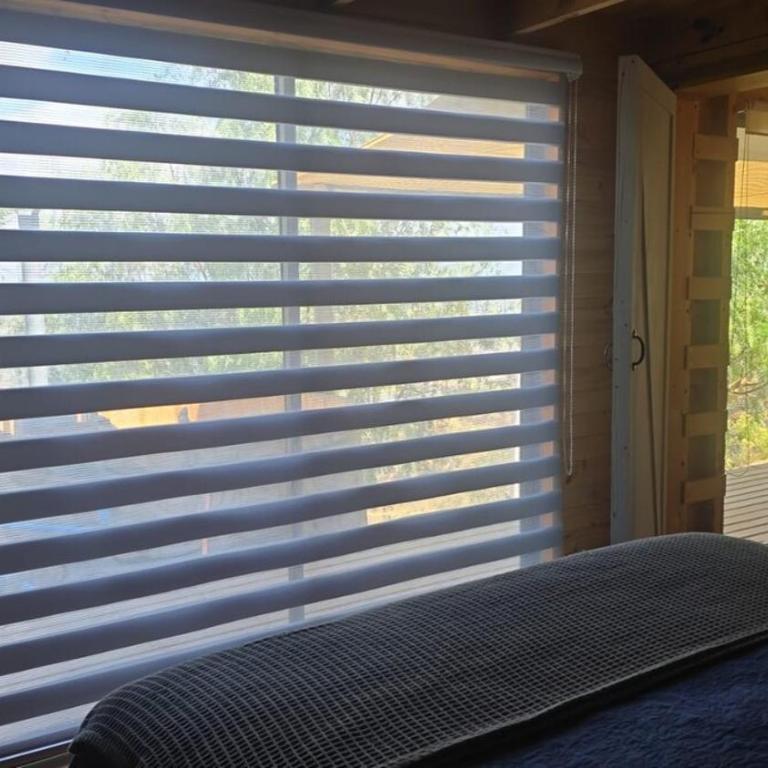 Romantic Getaway Peace and a Unique View - One-Bedroom House - 9