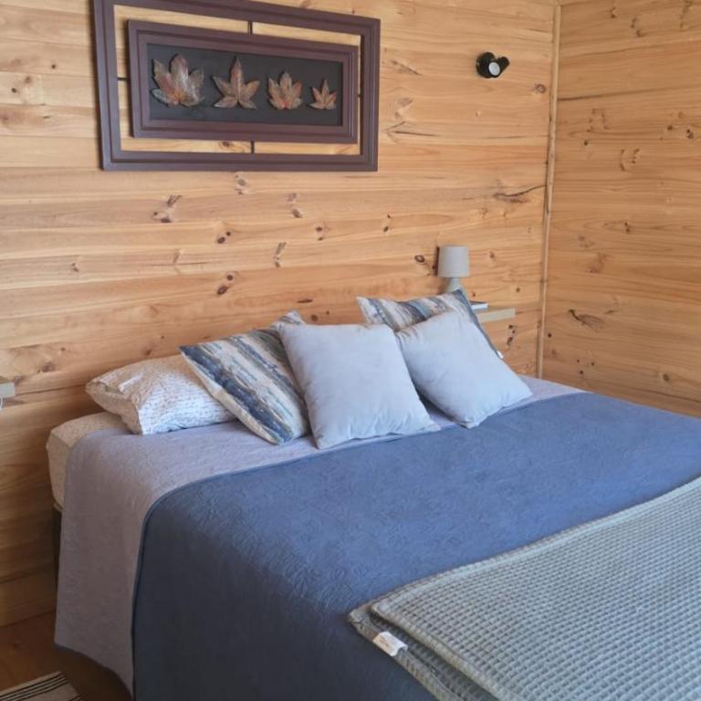 Romantic Getaway Peace and a Unique View - One-Bedroom House - 23