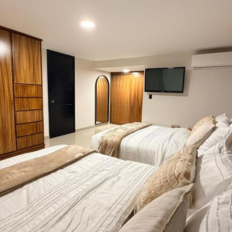 Apartment 30 steps from the beach Mazatlán Boardwalk - One-Bedroom Apartment with Balcony - 12