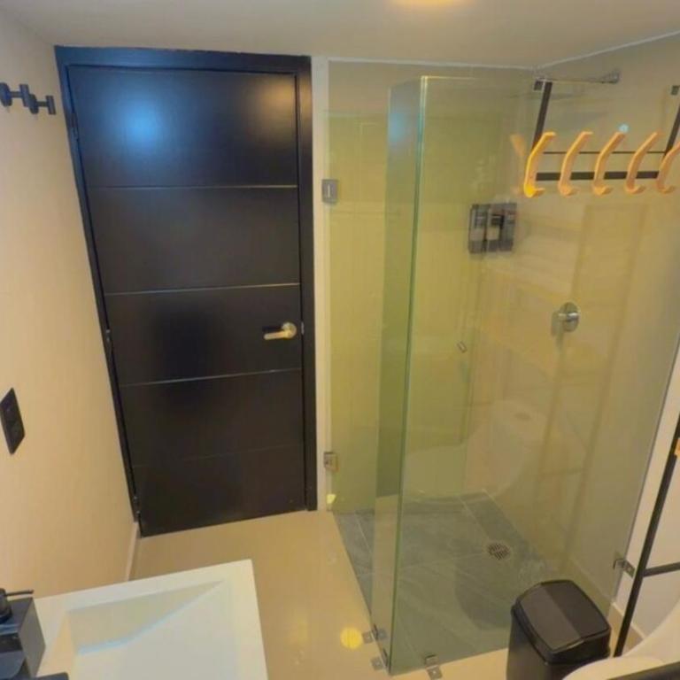 Apartment 30 steps from the beach Mazatlán Boardwalk - One-Bedroom Apartment with Balcony - 57
