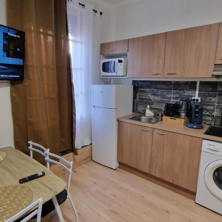 Appartement T2 au calme 10 min de métro Barriere de paris , Lavache - Appartement 1 Chambre - 2