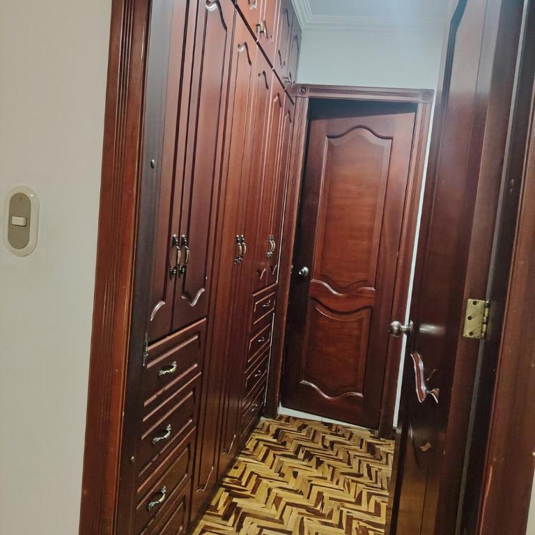 Apartmento en Loja cerca a la terminal terrestre para ti y tu familia - Apartment - 2