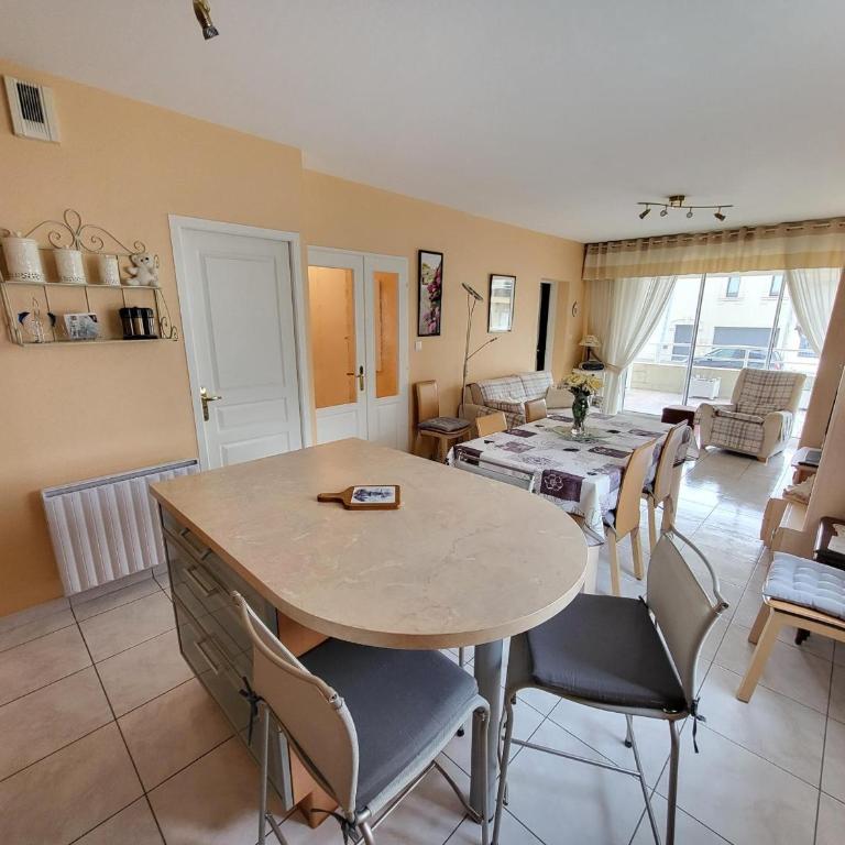Appartement T3 avec terrasse et garage à 300 m de la plage, quartier Arago - FR-1-92-582 - Appartement (6 Adultes) - 9