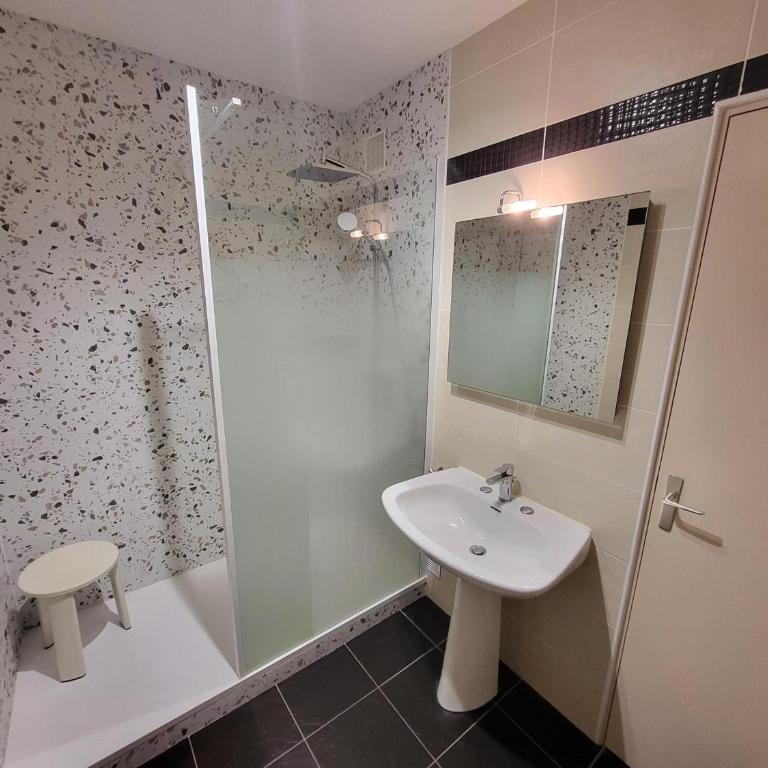 Appartement 2 Chambres Face Mer - Parking, Animaux Ok - FR-1-92-625 - Appartement (4 Adultes) - 7