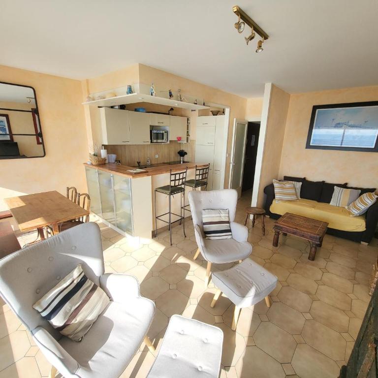 Appartement 2 Chambres Face Mer - Parking, Animaux Ok - FR-1-92-625 - Appartement (4 Adultes) - 1