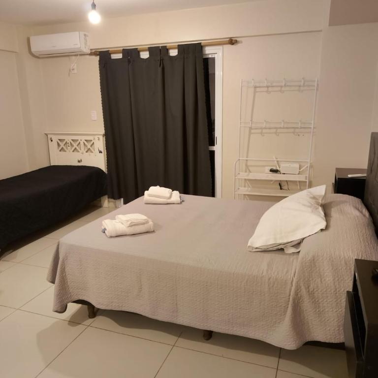 Mono ambiente en plata baja - One-Bedroom Apartment - 4
