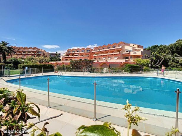 Le Velusine 54 - Apt 4 Prs - 400m beaches - Pools - Apartment mit 2 Schlafzimmern - 20
