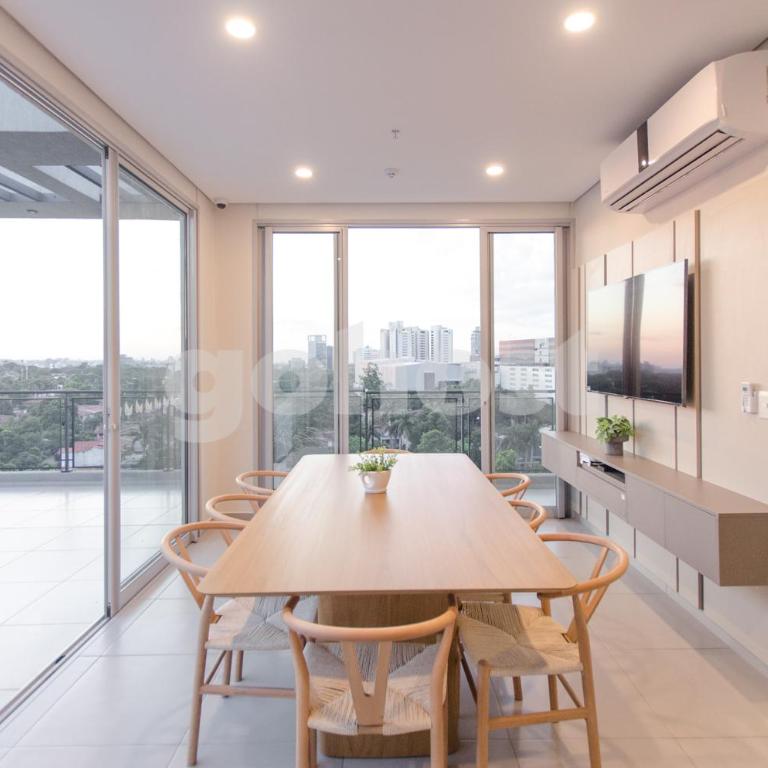 Elegant 2 bedroom apartment near Paseo La Galeria - Apartment - 39