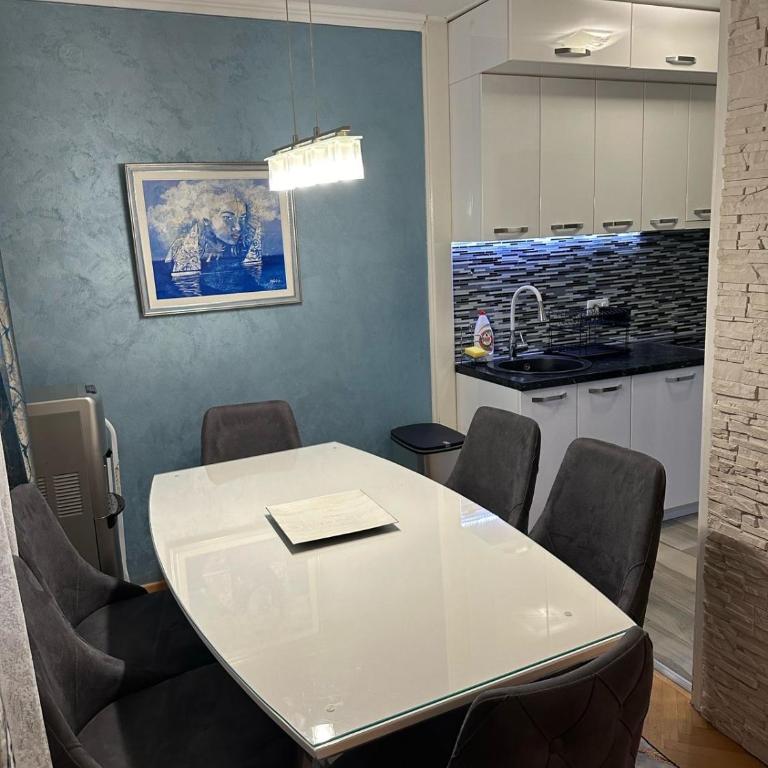 Apartman 11 - Apartman sa 1 Spavaćom Sobom - 2