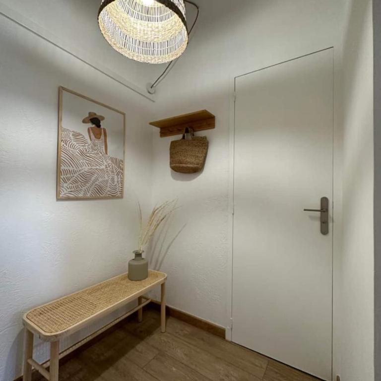 Le Claridge - Apt 4 Prs - Clim - Balcon - 5 min plages - Appartement 1 Chambre - 2