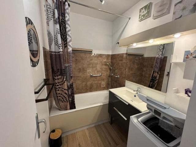 Appartement Cosy avec terrasse, proche centre-ville - Apartamento de 1 dormitorio - 23