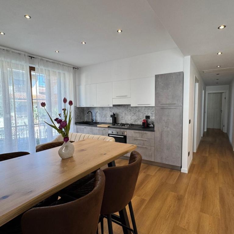 White Swan Apartment - Appartamento con 2 Camere da Letto - 1