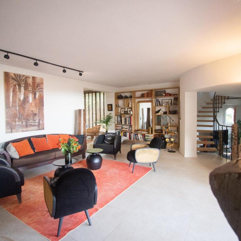 Carqueiranne: Villa de Charme avec Piscine, Vue Mer, pour 8 Personnes - Maison 4 Chambres - 8