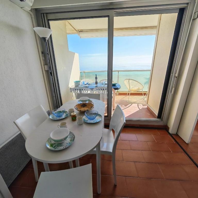Beau studio cabine avec parking et climatisation, idéal pour 4 personnes - FR-1-794-161 - Appartamento - 11