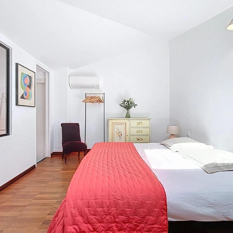Cap dAntibes Duplex Terraces & Beach Nearby - Two-Bedroom Apartment - 30