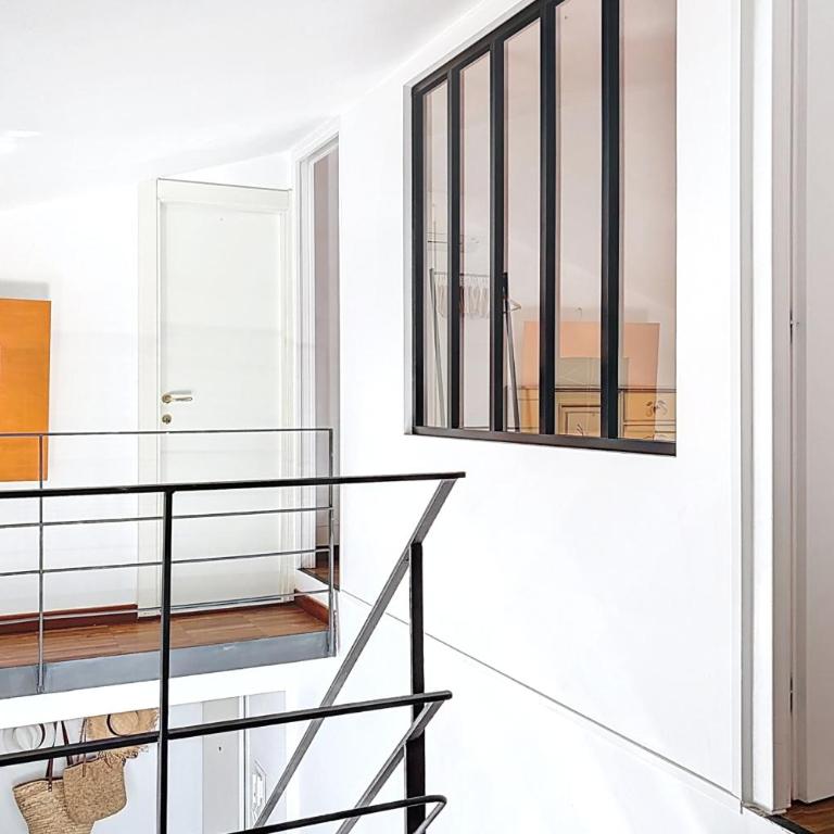 Cap dAntibes Duplex Terraces & Beach Nearby - Two-Bedroom Apartment - 24