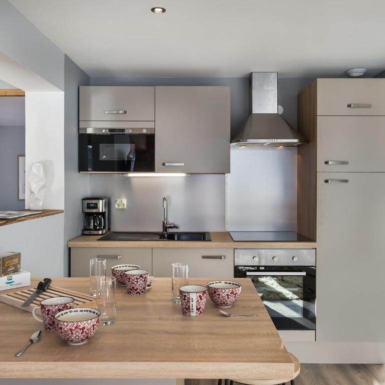 Appartement rénové 6 pers, accès direct pistes, terrasse, WIFI à Courchevel - FR-1-563-32 - Apartment (6 Erwachsene) - 3