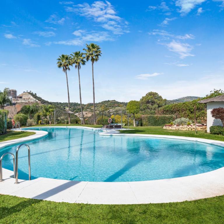 Luxury 2BR Penthouse - Rooftop, Pool, Sea Views - Apartamento de 2 dormitorios - 3