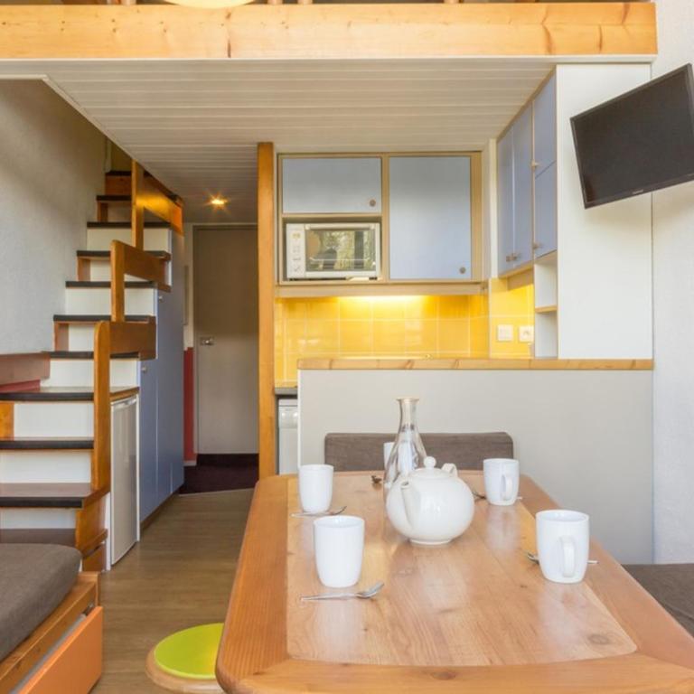 Duplex rénové proche pistes avec balcon - FR-1-346-424 - Appartement - 1