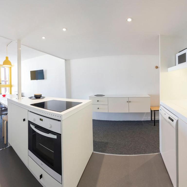Appartement rénové 3 pièces avec balcon et WIFI - FR-1-346-533 - Appartement - 9