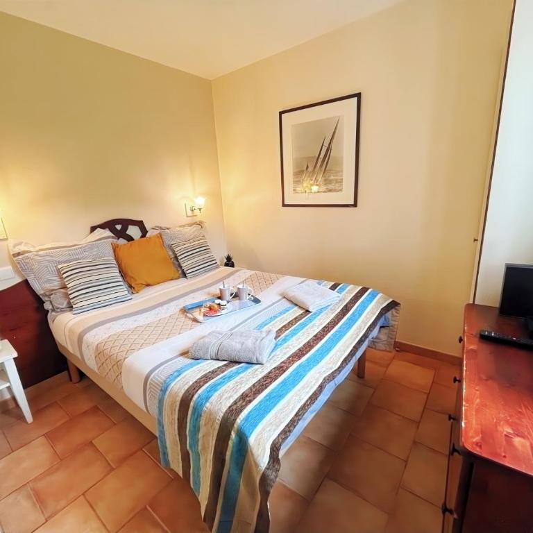 En rez-de-chaussée - terrasse & Piscine Chauffée - Appartamento con 1 Camera da Letto - 3