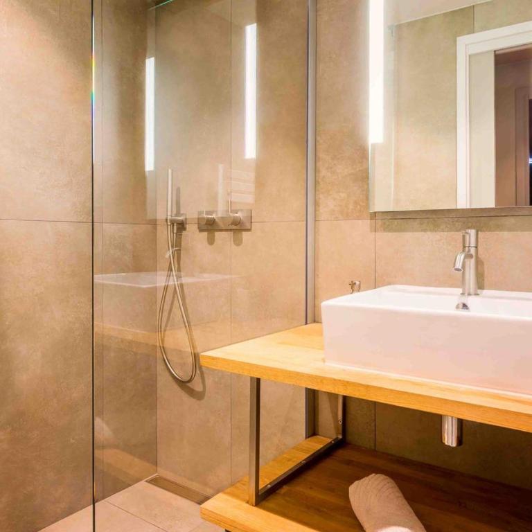 Loft d'exception pour 12 pers., accessible pistes, sauna & hammam - Three-Bedroom Chalet - 9