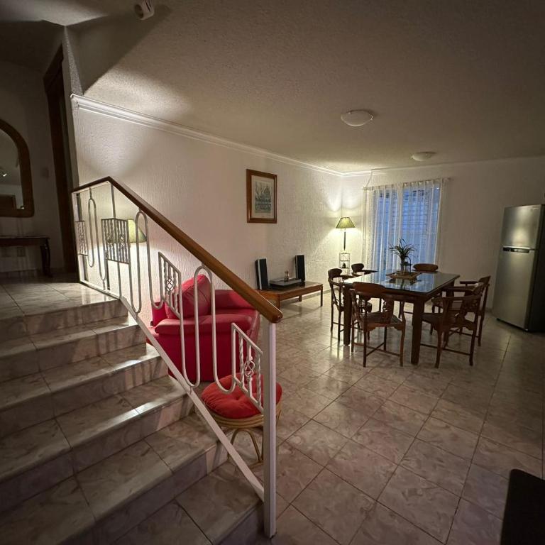 Casa Brasa, Sol & Jardín - Four-Bedroom House - 8