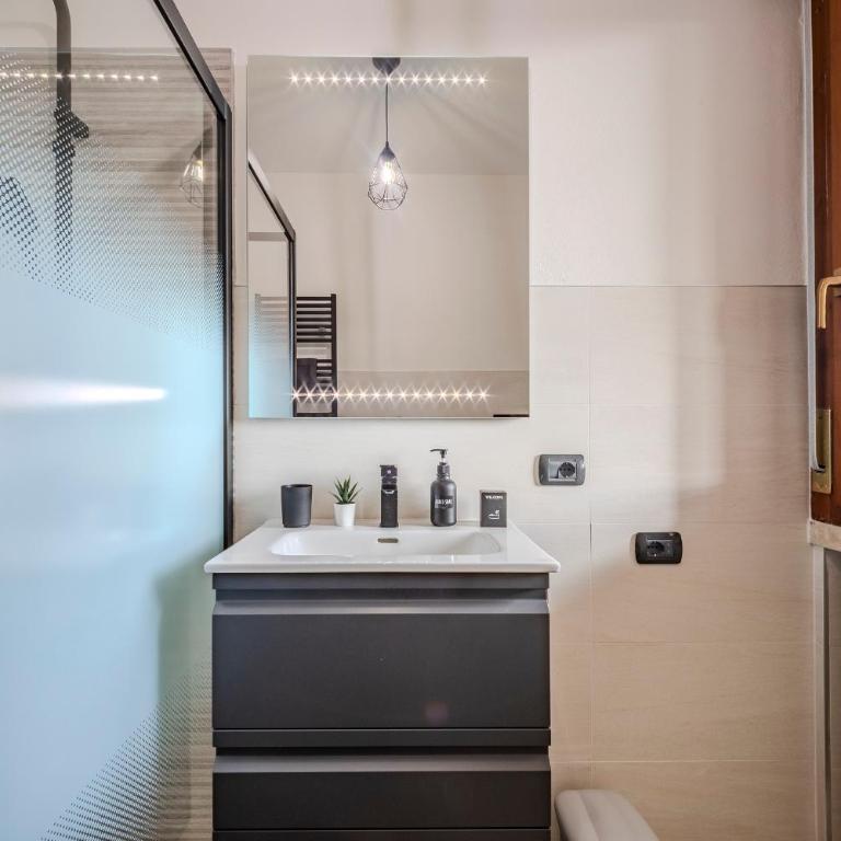 5 Min Walk From Sigurtà Park - Rigenera Escape - Appartamento con 1 Camera da Letto e Balcone - 4