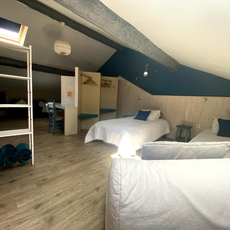 Le Presbytère du Val - Chambre Familiale avec Salle de Bains Privative - 16