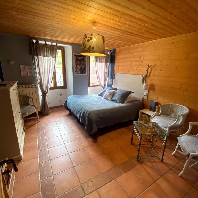Le Presbytère du Val - Chambre Double avec Salle de Bains Privative - 14