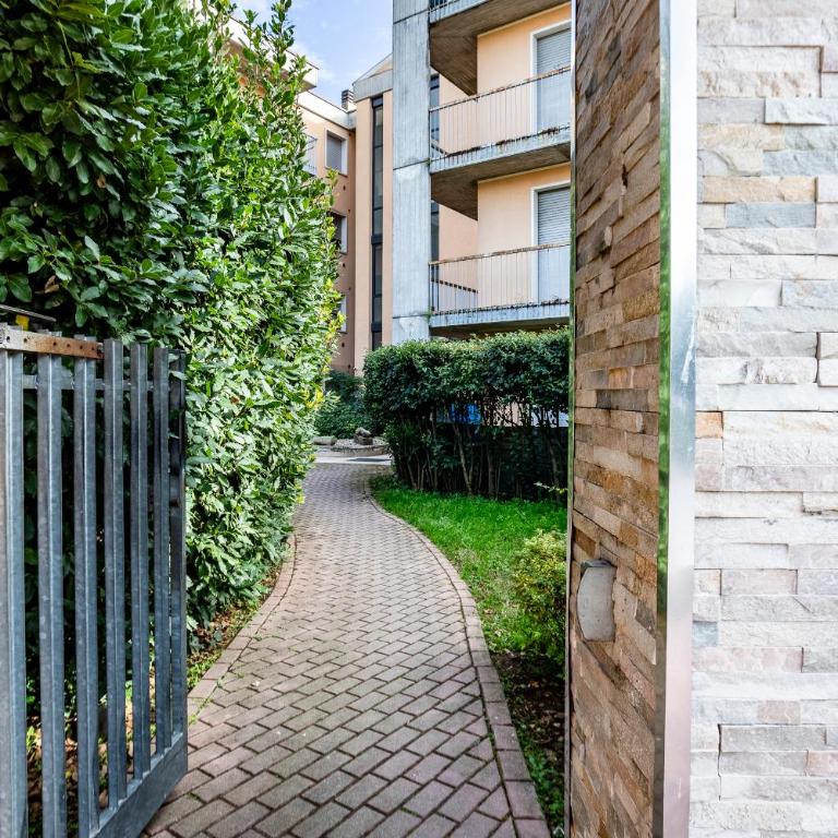 5 Min Walk From Sigurtà Park - Rigenera Escape - Appartamento con 1 Camera da Letto e Balcone - 35