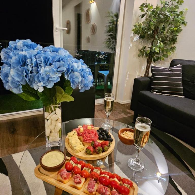 Acogedor departamento céntrico vista al lago - Apartamento de 2 dormitorios - 11