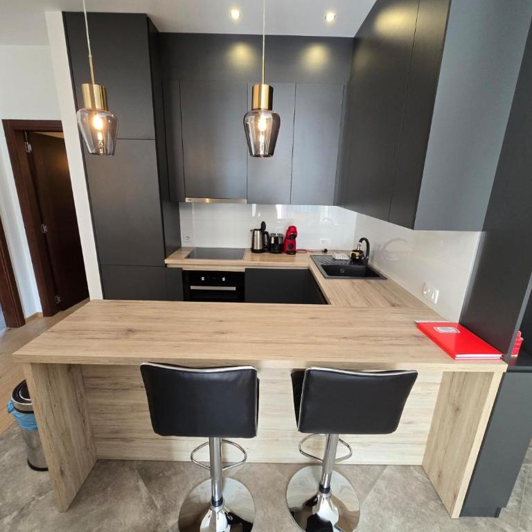 Montenegro Royal 2 Bedroom Apartment - Two-Bedroom Apartment - 15