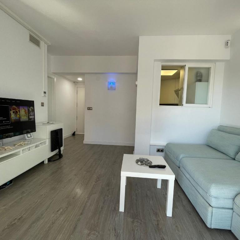 Gabriel Miro, Calpe City Center, Terrace with Beautiful City View, Refurbished Apartment - 1 Min From The Beach - Apartamento de 1 dormitorio - 3