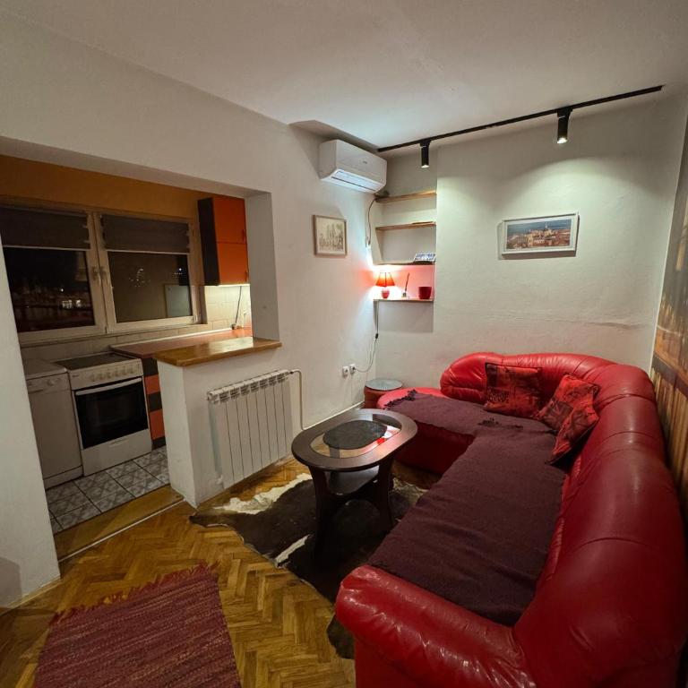 Teatar - One-Bedroom Apartment - 15