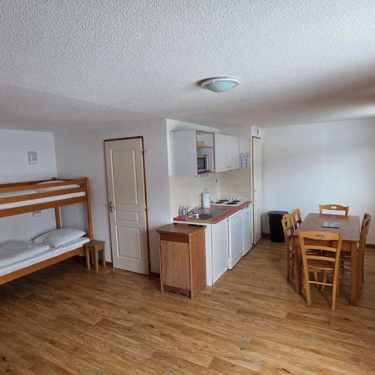Pied piste avec terrasse - 6 pers - Appartement 2 Chambres - 5