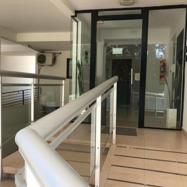 Departamento un dormitorio con cochera a metros del rio Uruguay- Colón entre rios - Apartamento de 1 dormitorio - 12