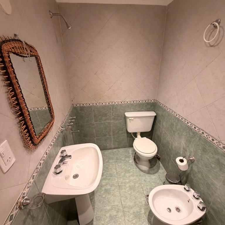 Departamento amplio sobre la peatonal con 3 habitaciones - Apartamento de 3 dormitorios - Planta Alta - 12