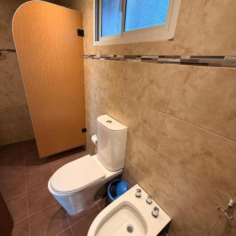 Departamento amplio sobre la peatonal con 3 habitaciones - Apartamento de 3 dormitorios - Planta Alta - 15