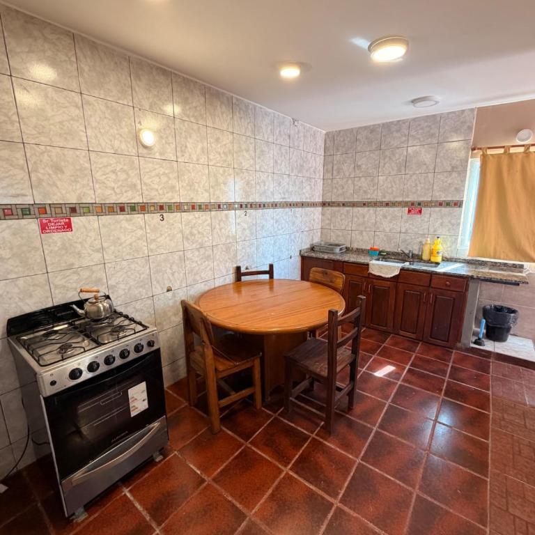 Departamento amplio sobre la peatonal con 3 habitaciones - Apartamento de 3 dormitorios - Planta Alta - 26