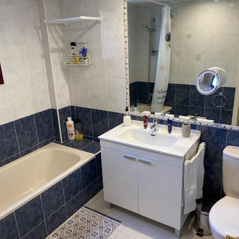 EL DESCANSO - Two-Bedroom Apartment - 6