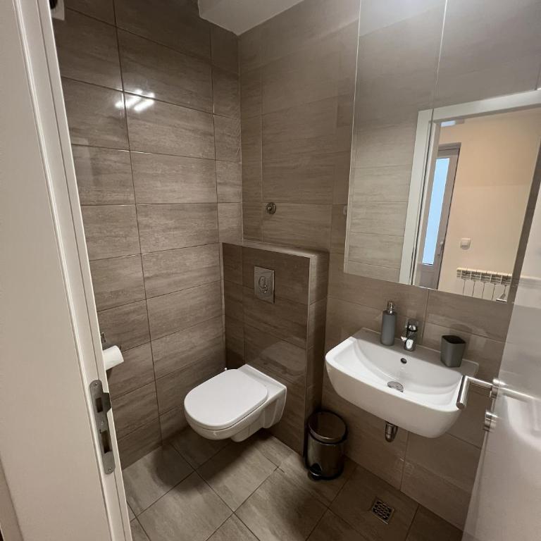Apartman Nodilova - Standard Apartment - 28