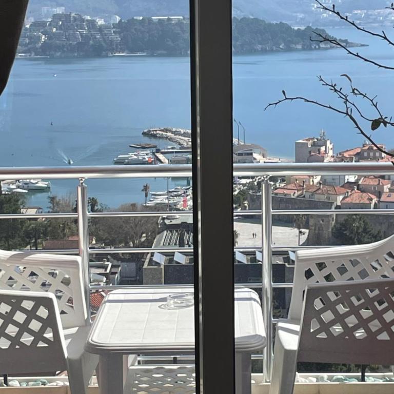 Perla - Apartment with Balcony - 8