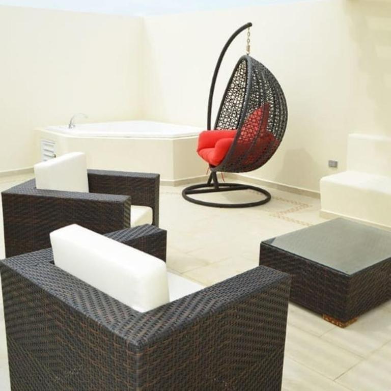 Grand Blue Playa - Suite with Balcony - 8